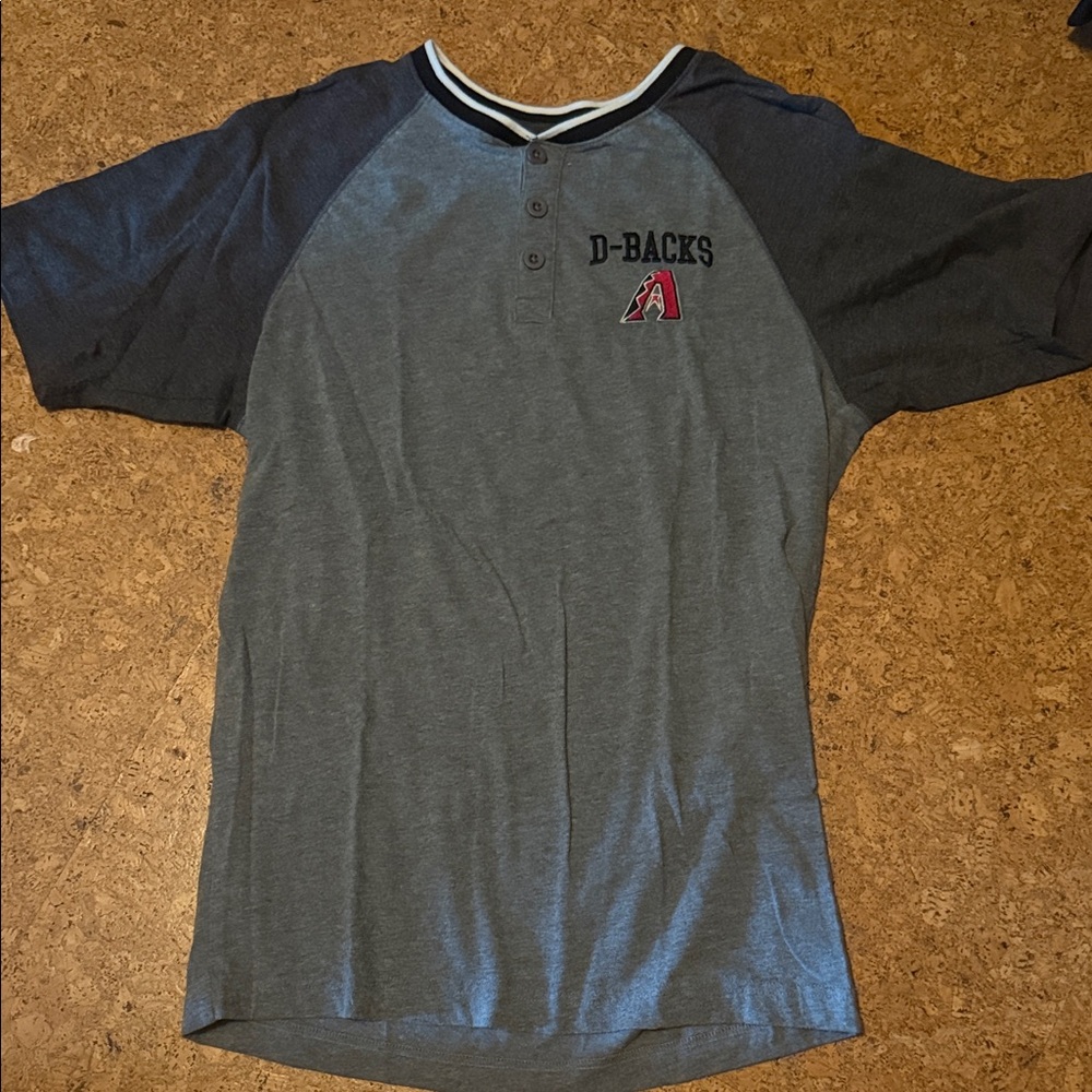 New Era Genuine Merchandise D-Backs Gray and Black Raglan Henley Tee